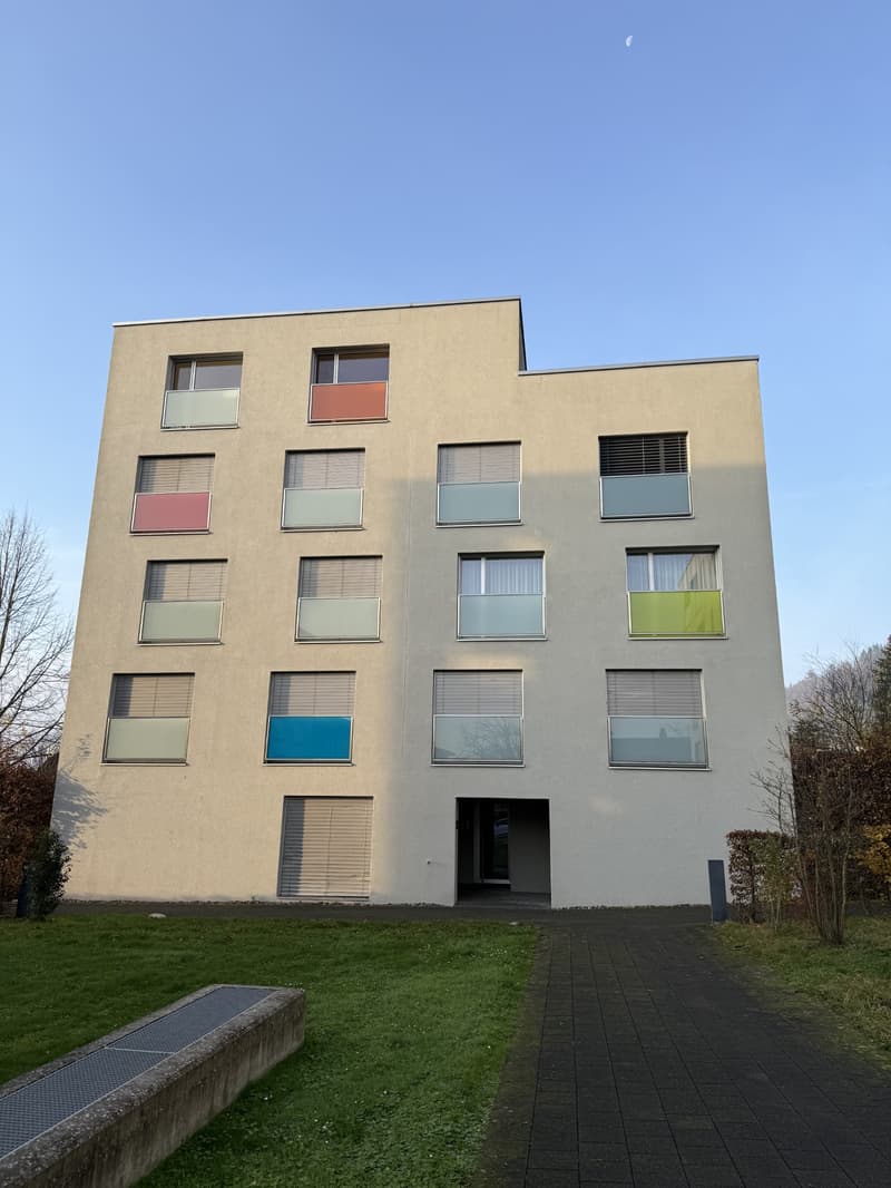 Spacious attic apartment in a quiet residential area (2)