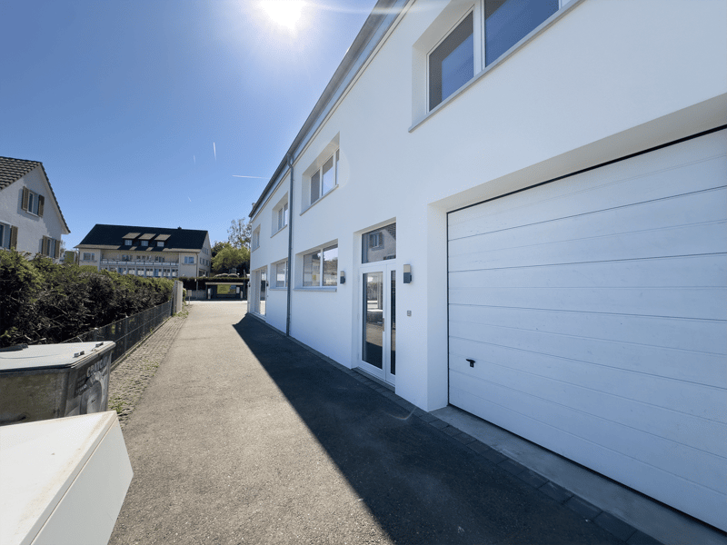 Commercial property for rent in Bubendorf (4)