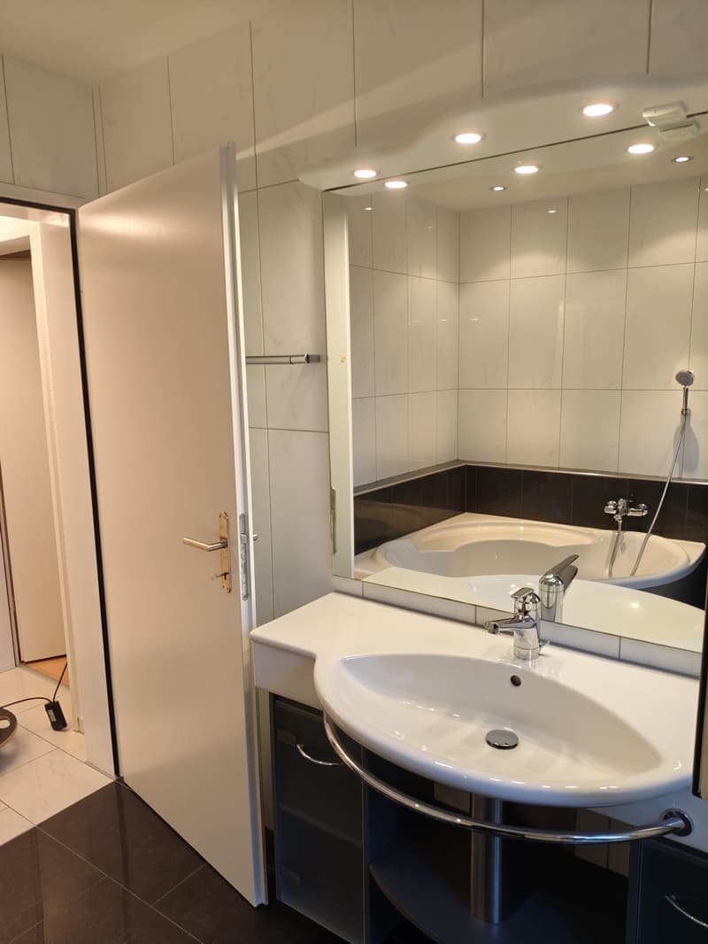 Exklusive EFH-Alternative: 4.5-Zimmer-Wohnung in Lohn-Ammannsegg (135 m²) (26)