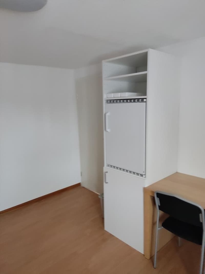 Möbeliertes WG Zimmer in Wyssachen (3)