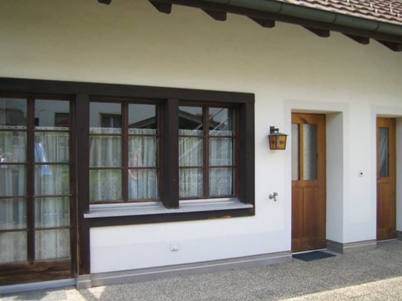 Gemütliche 2.5-Zimmer-Wohnung mit grossem Sitzplatz (2)
