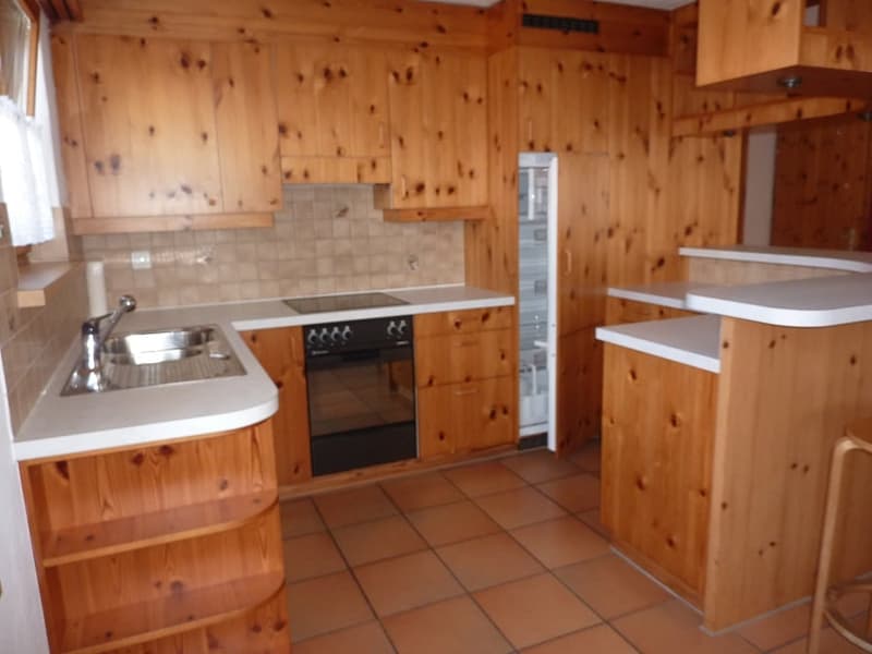 Gemütliche 2.5-Zimmer-Wohnung mit grossem Sitzplatz (5)
