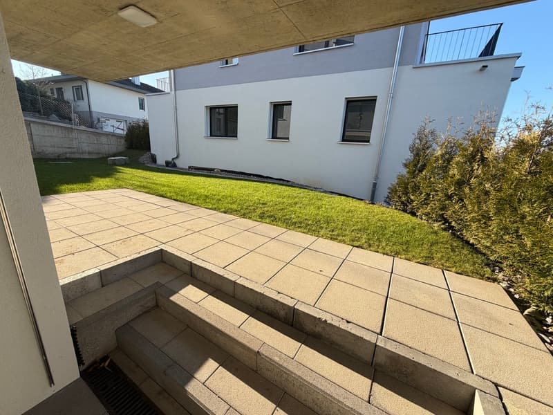 Appartamento moderno di 3,5 locali al piano terra con area di giardino a Büsserach (2)