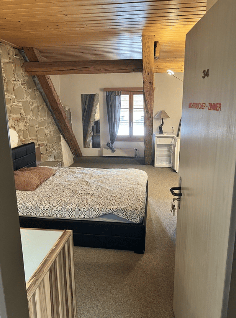 Möblierte Zimmer im Zentrum von Büren an der Aare – sofort oder bald bezugsbereit (8)