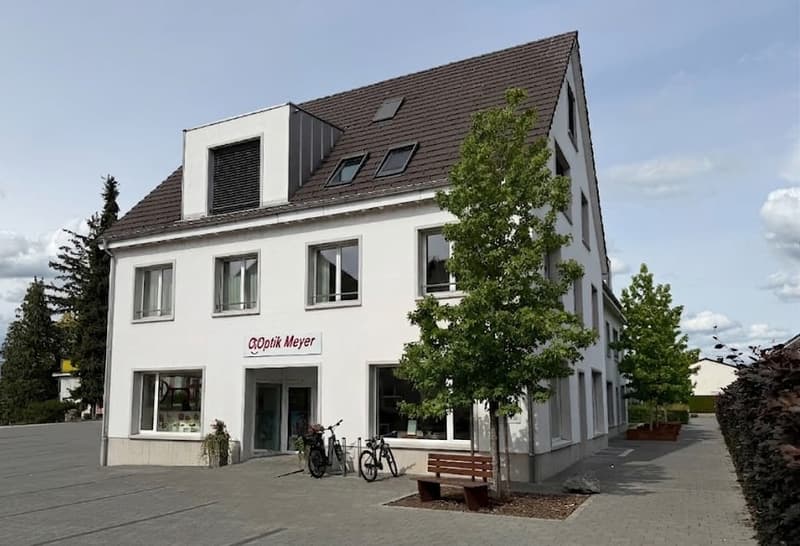 Moderne 2.5-Zimmer-Wohnung mit Loggia im Eigentumsstandard in Möhlin (1)