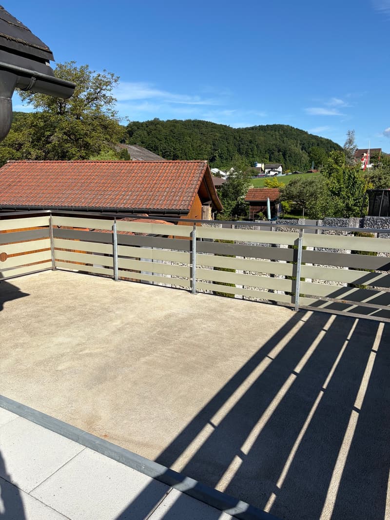 Appartamento moderno 3.5 locali con balcone e vista panoramica a Maseltrangen (11)