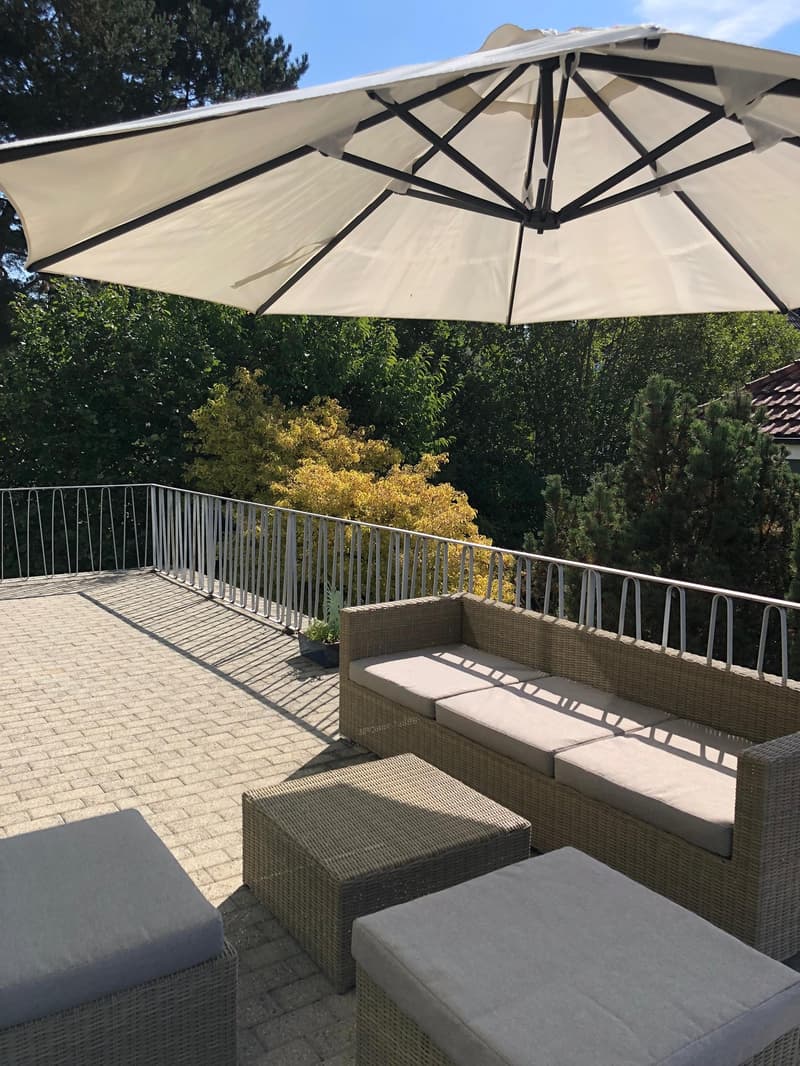 Exclusive 2.5-room apartment with guest house and garden in Grenchen city center (1)