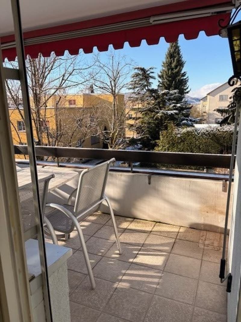 Beautiful, spacious 5.5 room apartment in a quiet location near school and shopping facilities (17)