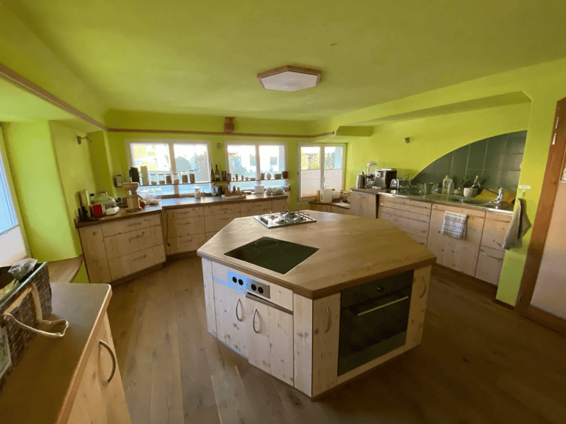 Single room with separate bathroom and kitchen in Egliswil (4)