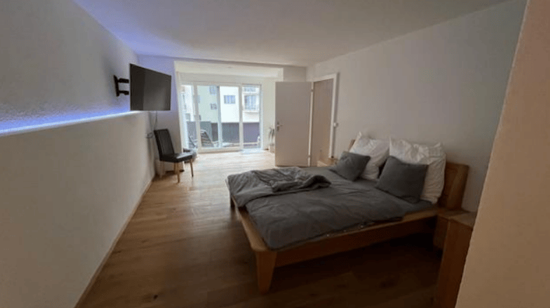 Charming 2.5-room apartment with mountain view in Flums (5)