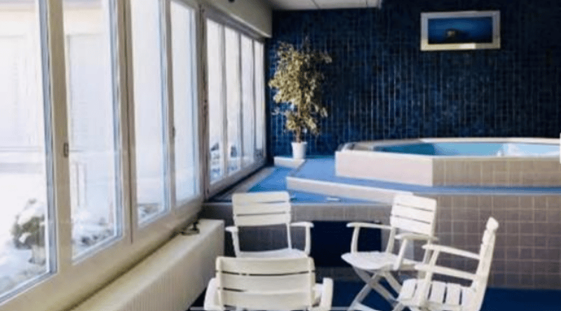 Charming 2.5-room apartment with mountain view in Flums (9)