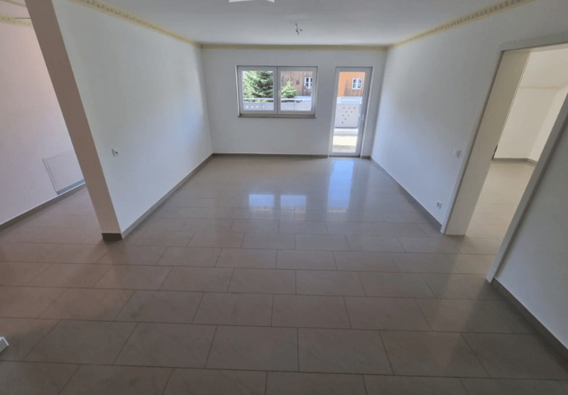 Modern 4.5-room apartment with balcony in Oberhofen AG (6)