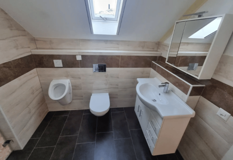 Modern 4.5-room apartment with balcony in Oberhofen AG (12)