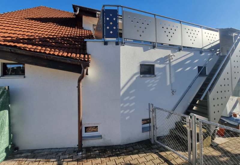Modern 4.5-room apartment with balcony in Oberhofen AG (15)