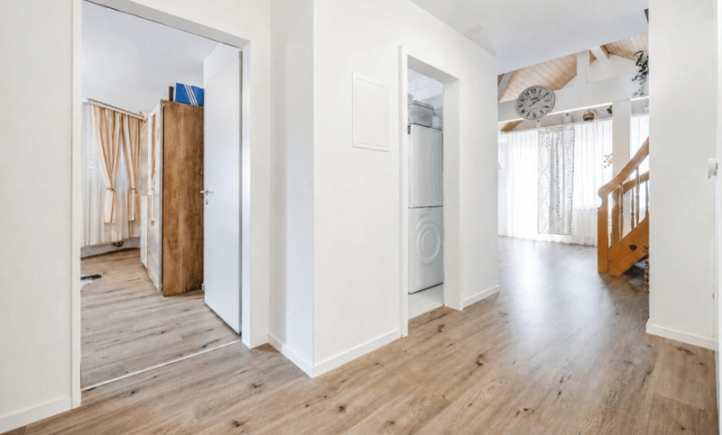 Lichtdurchflutete 4.5-Zimmer-Attika-Maisonette mit Tiefgaragenplatz, St. Gallen (11)