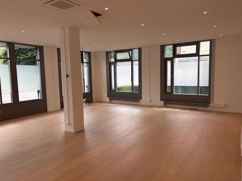 Locale commerciale in posizione centrale a Hergiswil – 95 m² al piano terra (2)