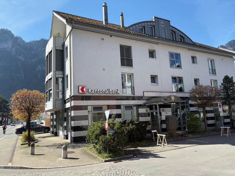 Locale commerciale in posizione centrale a Hergiswil – 95 m² al piano terra (7)