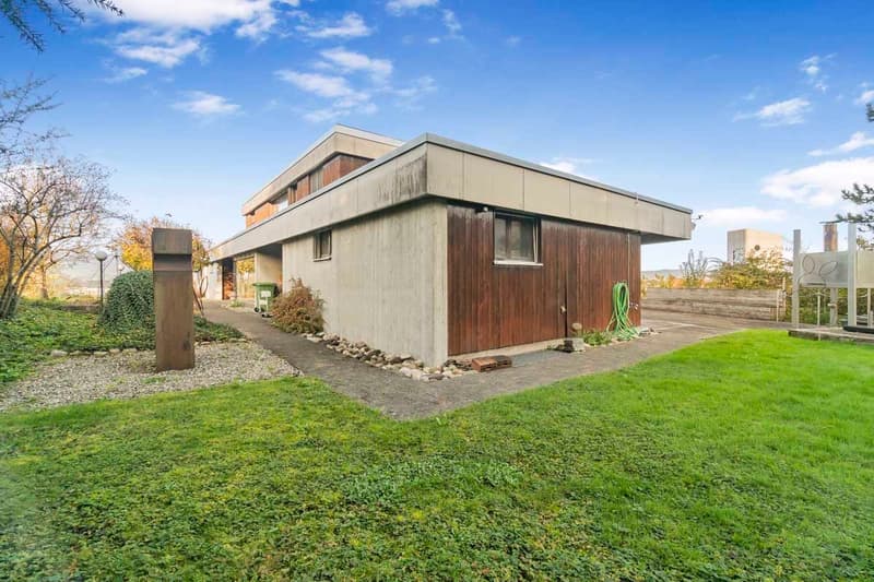 Ampia casa di architetto con appartamento separato e riserva di sfruttamento (8)