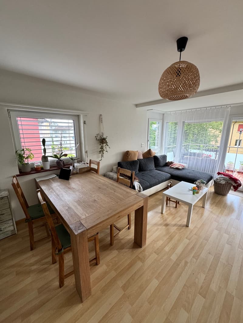 Charmante 4-Zimmer-Wohnung mit Balkon in Wetzikon (9)