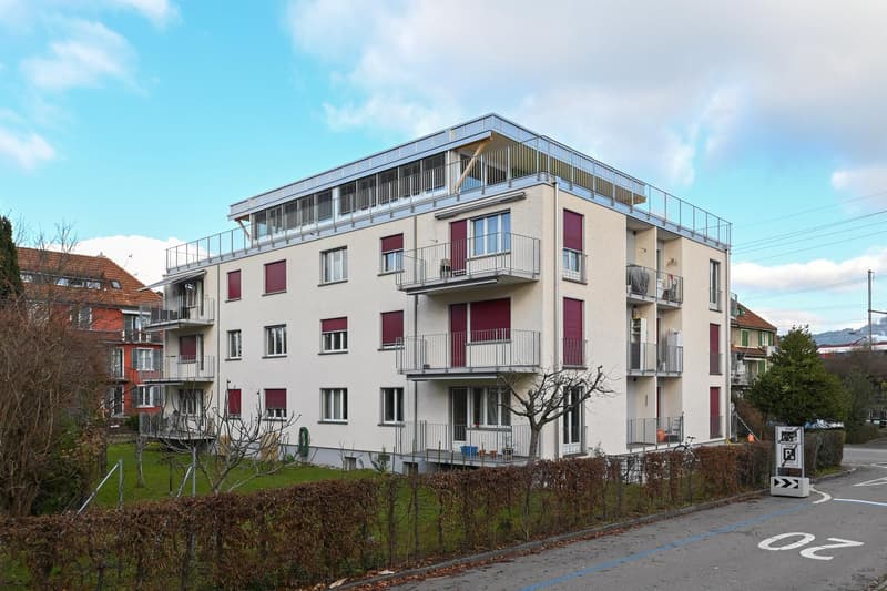 Nuovo appartamento loft in mansarda di 2,5 locali a Ostermundigen (6)