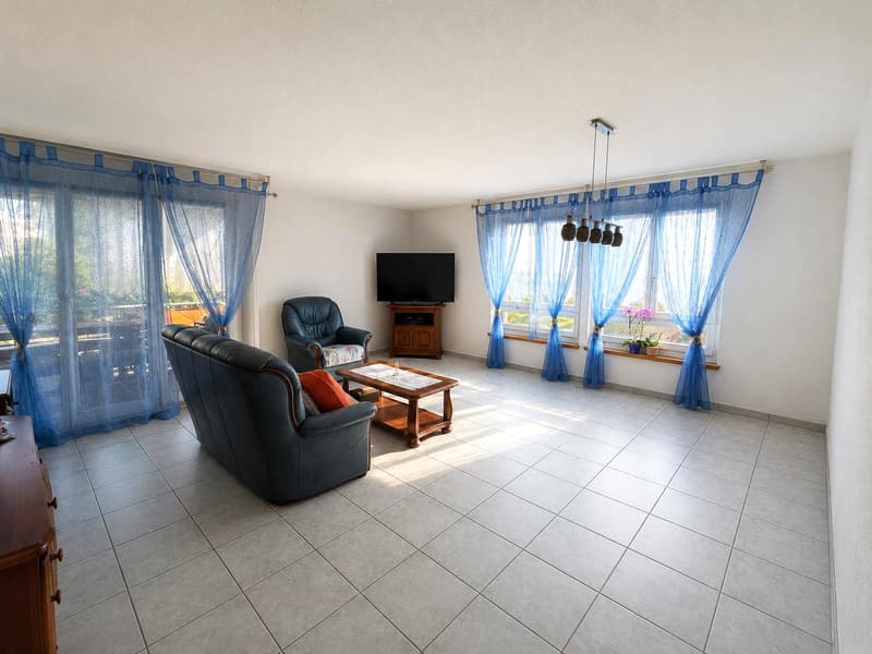 Appartamento attraente di 4,5 locali con balcone, garage e molto spazio di stoccaggio (13)
