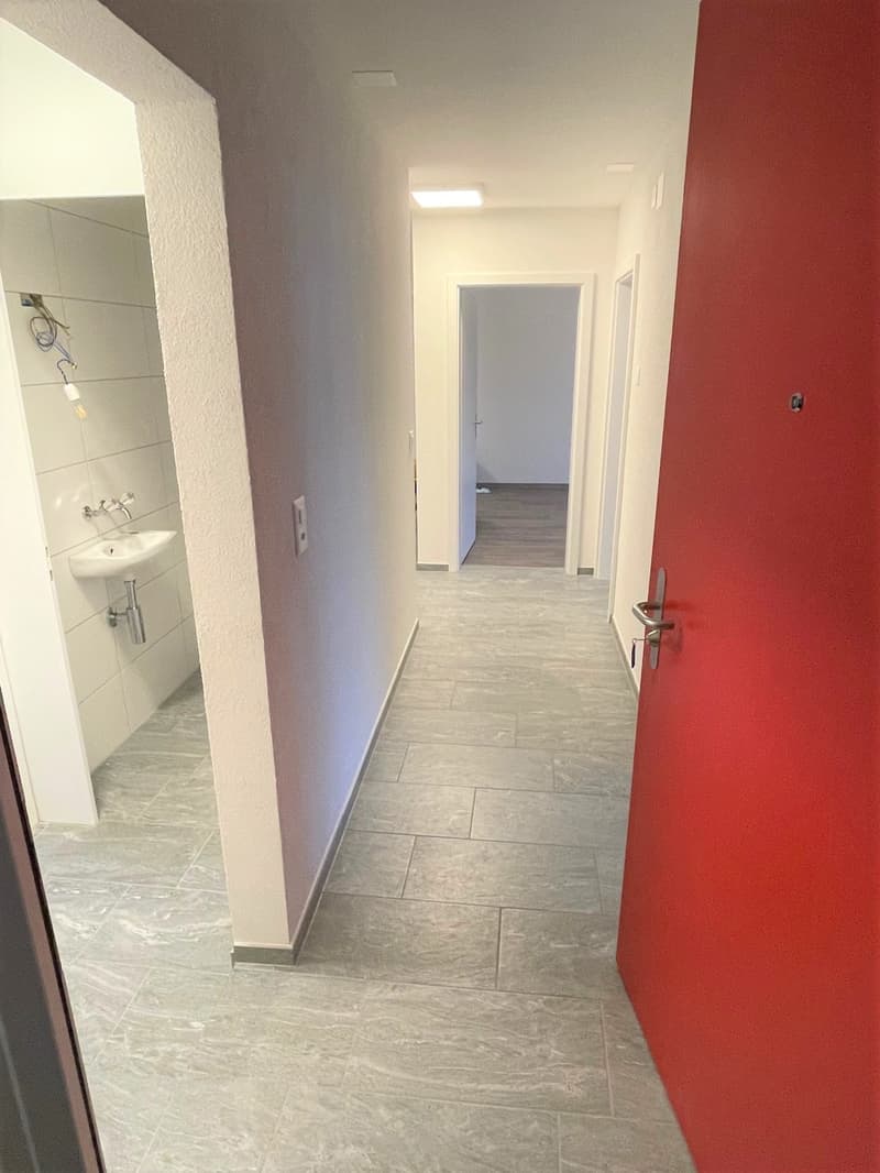 Delizioso appartamento di 4.5 locali a Sumiswald – posizione tranquilla con vista panoramica (3)