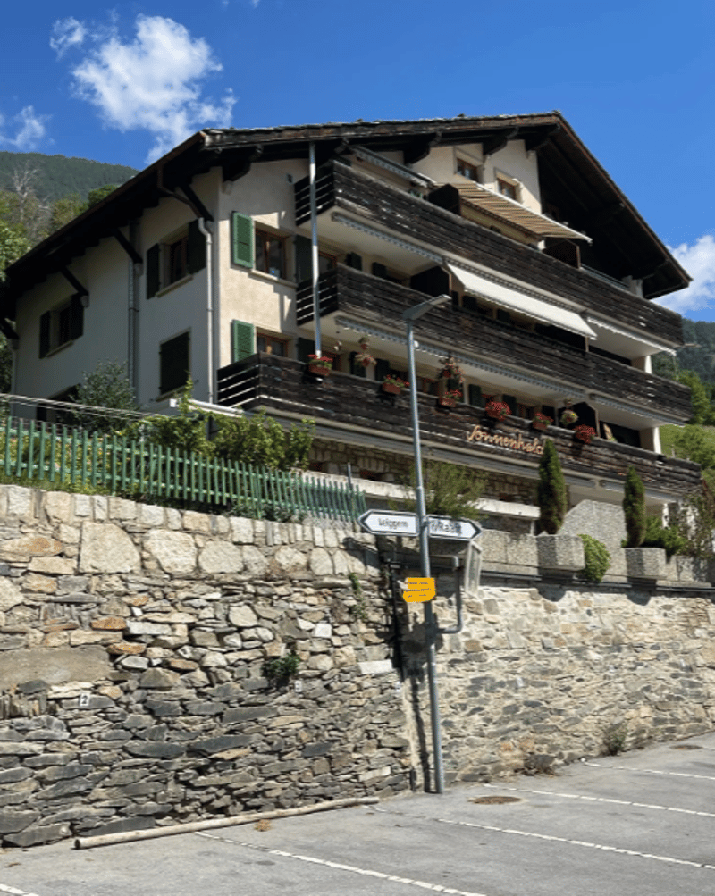 Appartamento soleggiato di 4,5 locali | Balcone & Terrazza | Vista panoramica | Sauna di casa | anche adatto come appartamento condiviso (4)