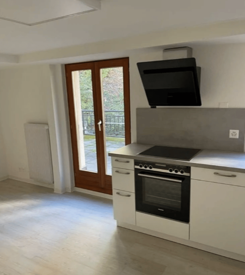 Appartamento soleggiato di 4,5 locali | Balcone & Terrazza | Vista panoramica | Sauna di casa | anche adatto come appartamento condiviso (9)