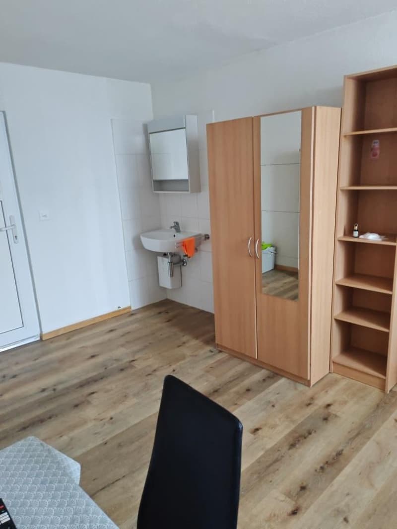 Chambre meublée en colocation à Biel/Bienne – disponible immédiatement (3)