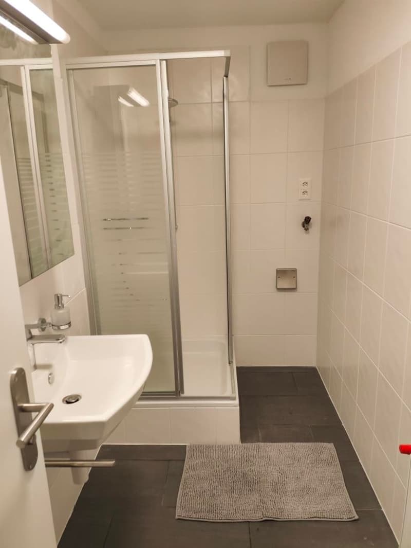 Chambre meublée en colocation à Biel/Bienne – disponible immédiatement (5)