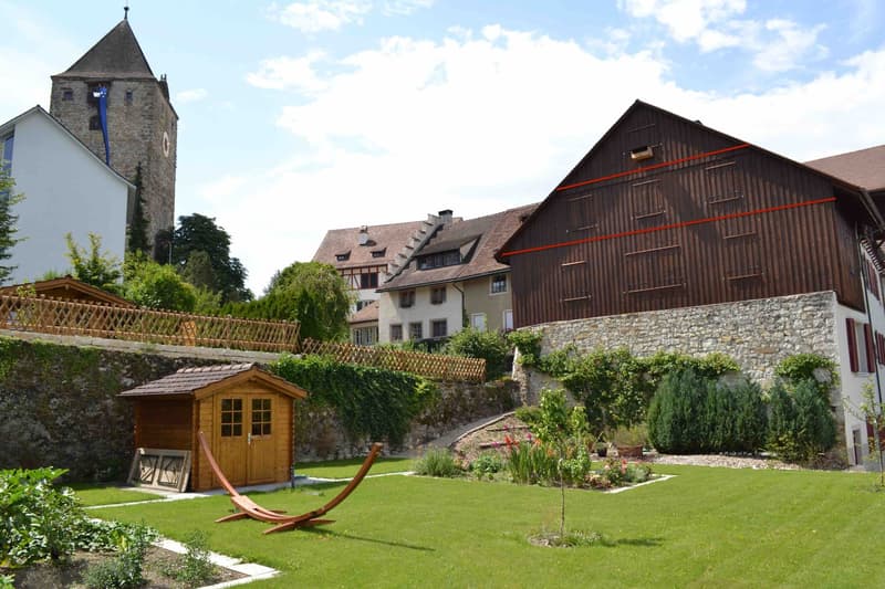 Rustic charm in an idyllic location (2)