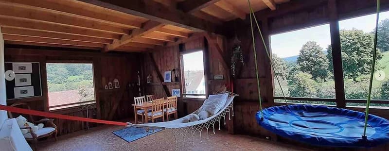 Rustic charm in an idyllic location (14)