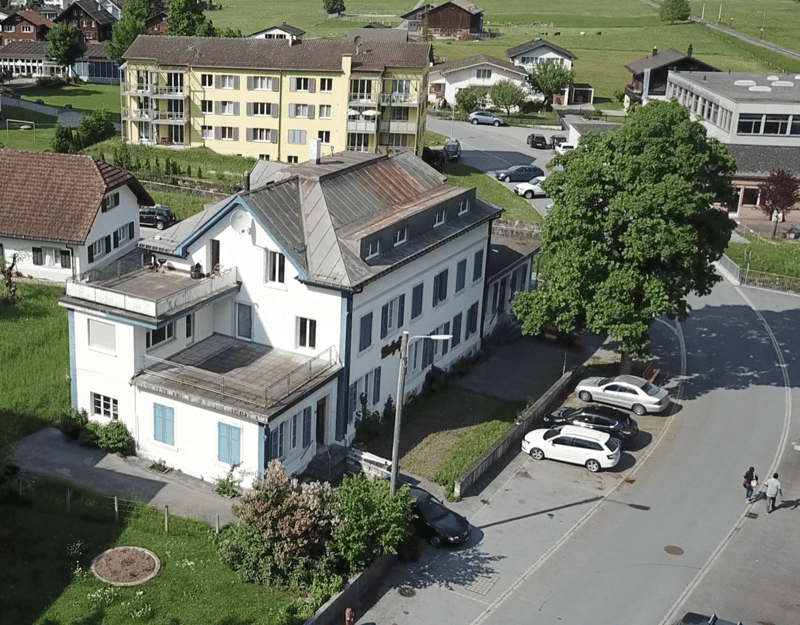 Charmant appartement 4.5 pièces sur la Bahnhofstrasse à Luchsingen (3)