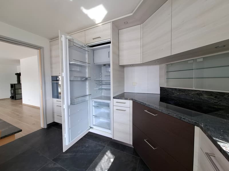 Helle, sehr freundliche und grosszügige 4.5-Zimmer-Wohnung in Züberwangen mit Balkon (2)