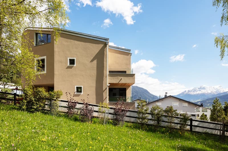 High-quality owner-occupied apartment (4.5 rooms) in Lenz (GR) (3)