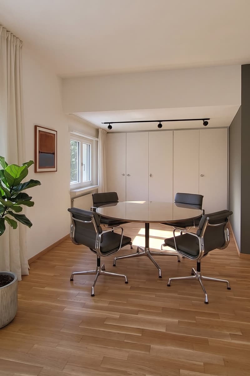 Helles Büro-/Ateliergebäude an zentraler Lage in Glarus – 165 m² sofort verfügbar (5)