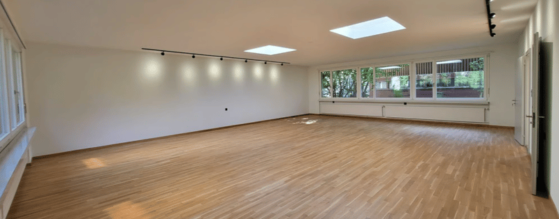Helles Büro-/Ateliergebäude an zentraler Lage in Glarus – 165 m² sofort verfügbar (2)