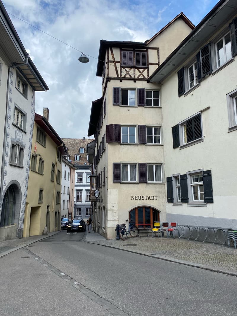 Apartment in the old town with balcony (1)