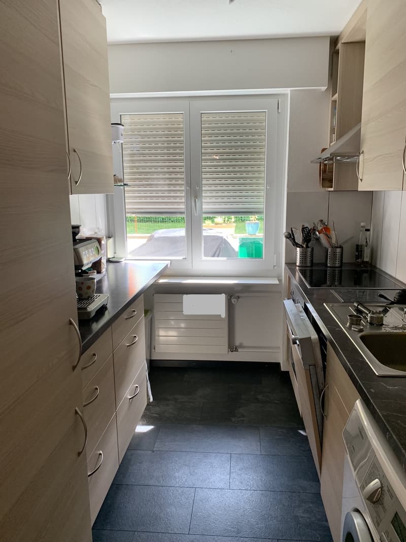 Appartement 3,5 pièces au rez-de-chaussée avec terrasse dans un quartier calme – avec place de parking extérieure à louer (17)