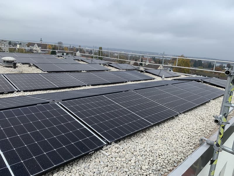 Appartement 3,5 pièces au rez-de-chaussée avec terrasse dans un quartier calme – avec place de parking extérieure à louer (6)