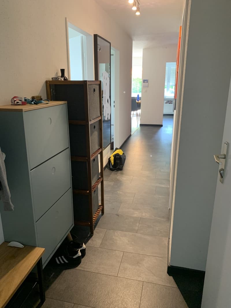 Appartement 3,5 pièces au rez-de-chaussée avec terrasse dans un quartier calme – avec place de parking extérieure à louer (11)