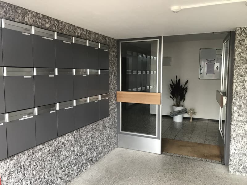Appartement 3,5 pièces au rez-de-chaussée avec terrasse dans un quartier calme – avec place de parking extérieure à louer (4)