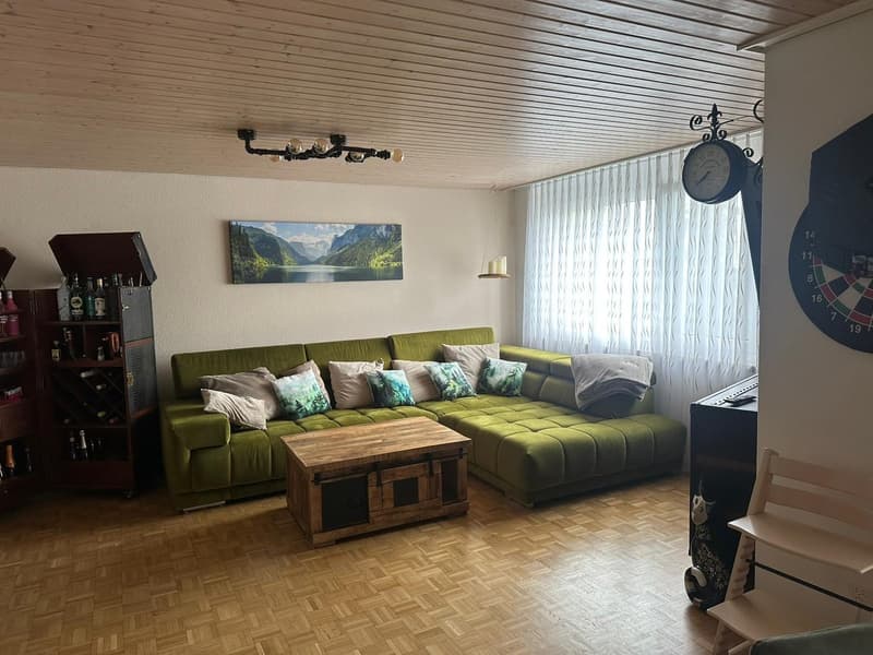 Appartement lumineux 4.5 pièces avec balcon et ascenseur à Reiden (10)