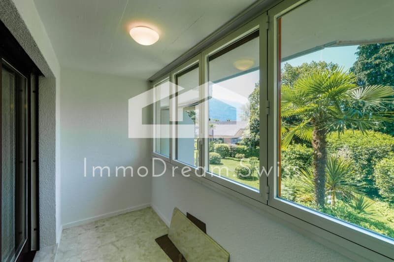 Spacious and bright 4 ½ room maisonette property, "Residenza al Parco", with partial lake view (11)