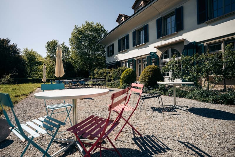 Office in the House by the River (18.6m2) (4)