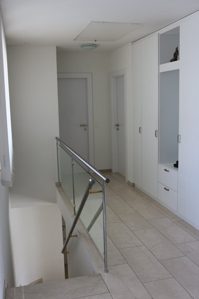 Villa esclusiva di 6,5 locali con vista sul giardino a Muri presso Berna (7)