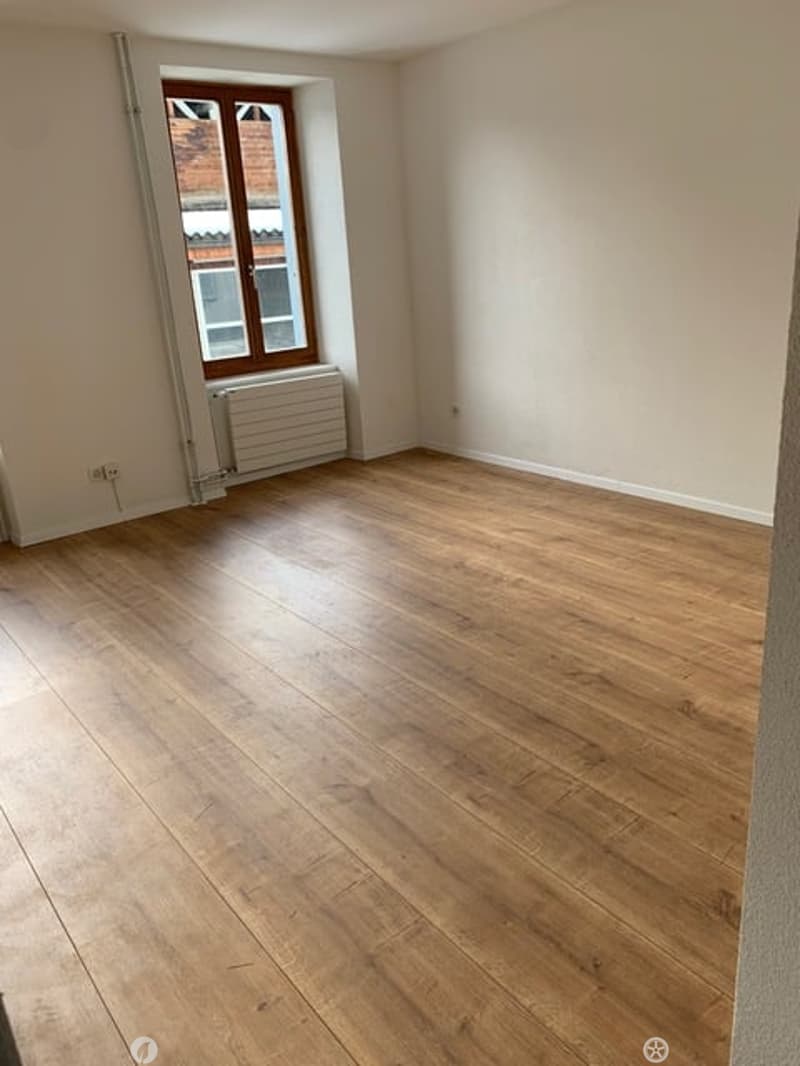 Ruhige 2.5 Zimmer im Zentrum von Biel mit Gartenplatz (7)