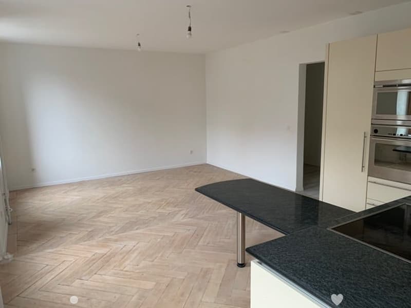 Ruhige 2.5 Zimmer im Zentrum von Biel mit Gartenplatz (3)