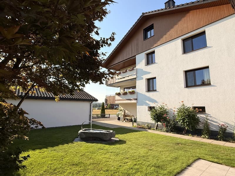 Appartement 4.5 pièces en norme de propriétaire - tranquillité absolue avec beaucoup de verdure à Hünenberg (17)