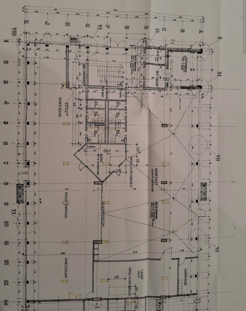 Exceptional commercial property on the ground floor of a commercial building (7)